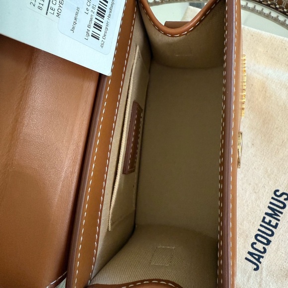 * SOLD SOMEWHERE ELSE* 
 NEW JACQUEMUS Medium Chiquito with buckle - Picture 6 of 8